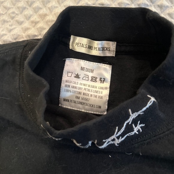 Petals & Peacocks Through The Wire Crop Turtleneck Top, Medium - Picture 2 of 3